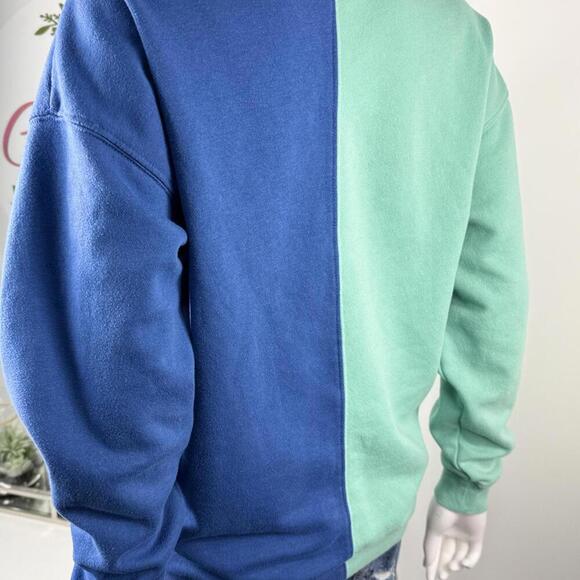 Cute Niagra Sweatshirt Size XS/S - Picture 5 of 6